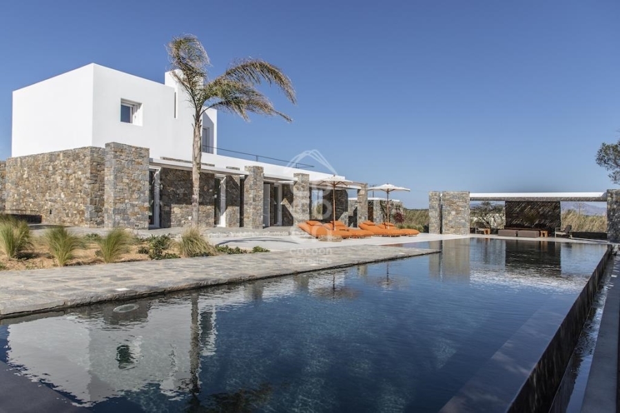 (For Sale) Residential Villa || Cyclades/Paros - 450 Sq.m, 5 Bedrooms, 3.100.000€ 