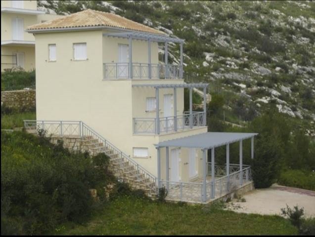 (For Sale) Residential Maisonette || Zakynthos (Zante)/Laganas - 140,00Sq.m, 3Bedrooms, 308.000€ 