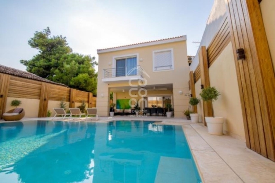(For Sale) Residential Detached house || Athens North/Kifissia - 400 Sq.m, 5 Bedrooms, 2.400.000€ 
