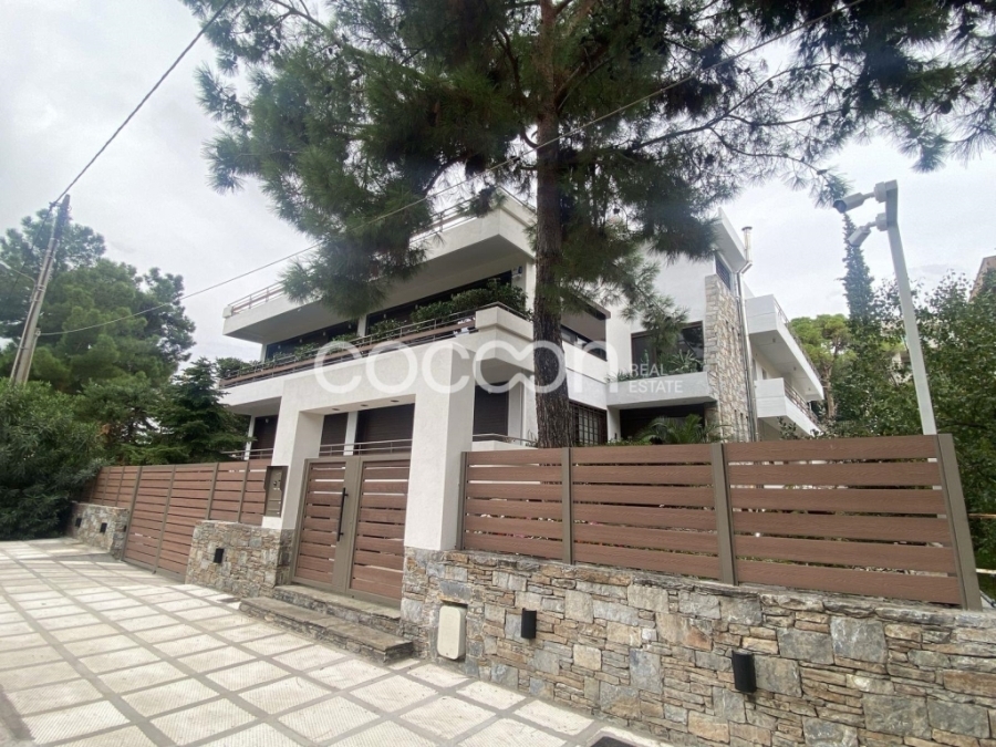 (Προς Πώληση) Κατοικία Οροφοδιαμέρισμα || Αθήνα Βόρεια/Φιλοθέη - 267 τ.μ, 4 Υ/Δ, 1.250.000€ 