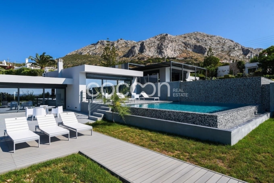 (Προς Πώληση) Κατοικία Βίλα || Ανατολική Αττική/Παλαιά Φωκαία - 660 τ.μ, 7 Υ/Δ, 7.000.000€ 