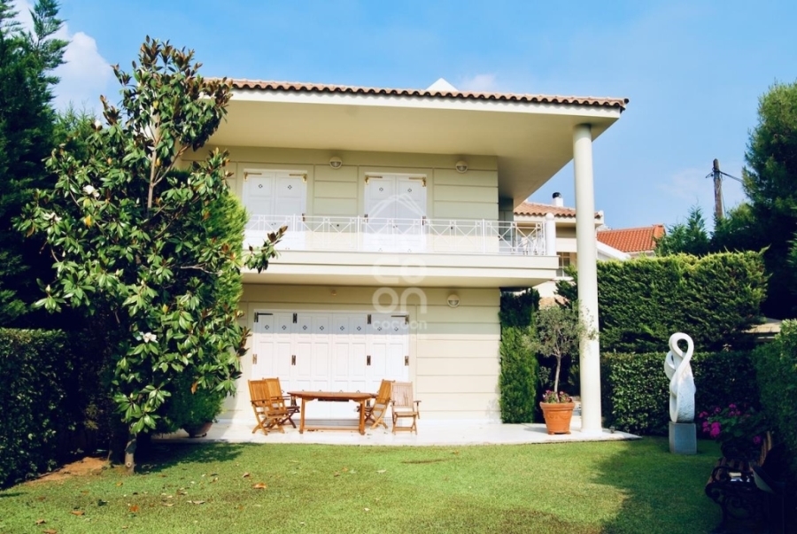 (For Sale) Residential Detached house || Athens North/Nea Erithraia - 450 Sq.m, 4 Bedrooms, 1.000.000€ 