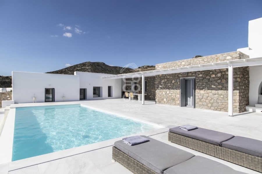 (For Rent) Residential Villa || Cyclades/Paros - 380 Sq.m, 6 Bedrooms 
