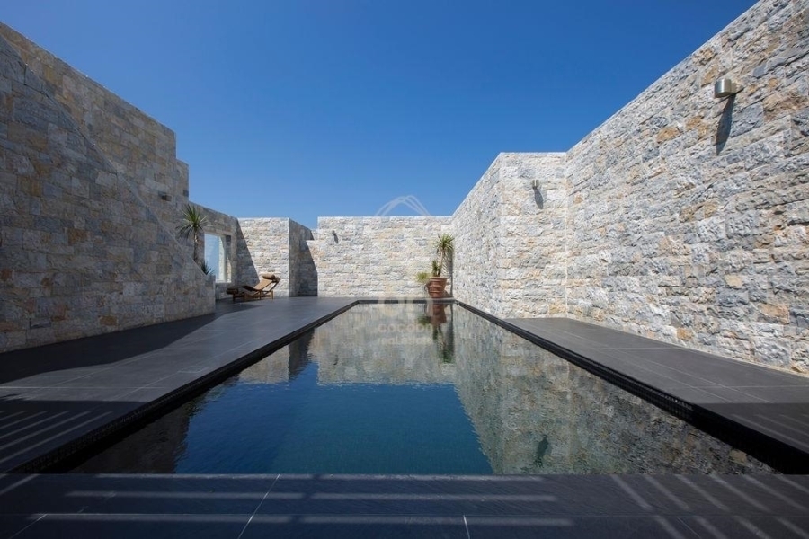 (For Rent) Residential Villa || Cyclades/Folegandros - 230 Sq.m, 3 Bedrooms, 1€ 